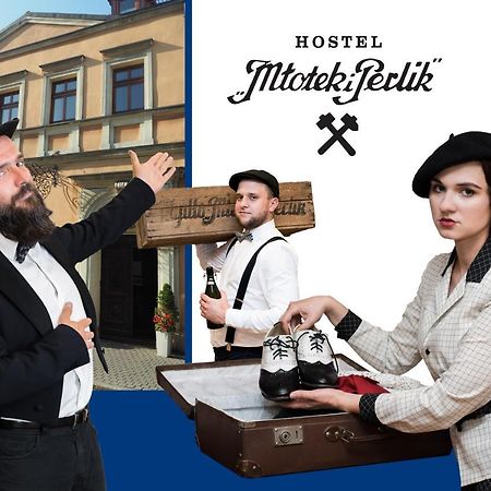 Hostel Mlotek I Perlik Tarnowskie Góry Esterno foto