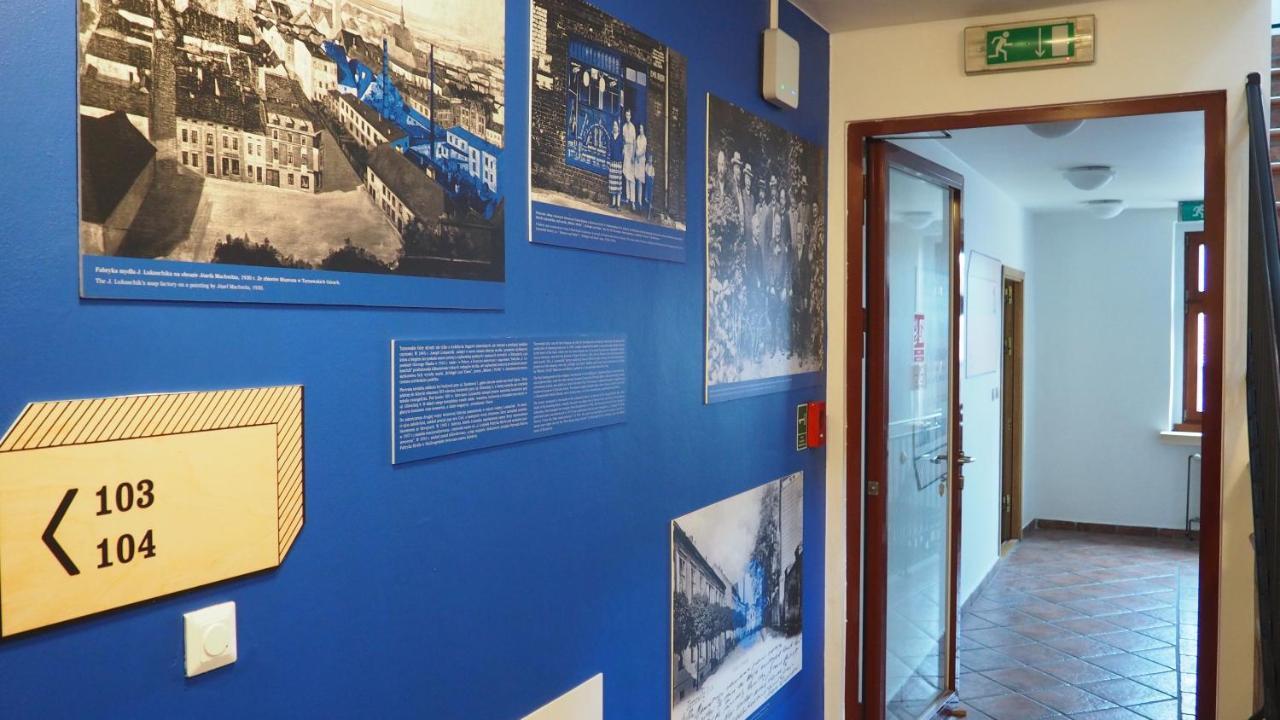 Hostel Mlotek I Perlik Tarnowskie Góry Esterno foto