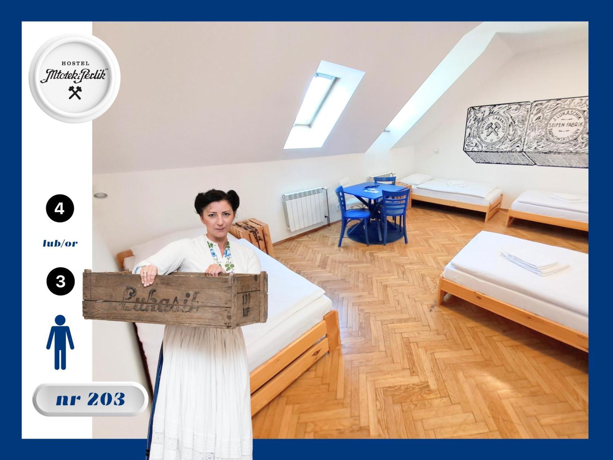 Hostel Mlotek I Perlik Tarnowskie Góry Esterno foto